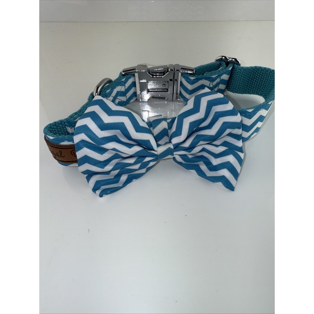 DO&G Regal Dog Bow Tie Collar Chevron Blue White Medium 18in New